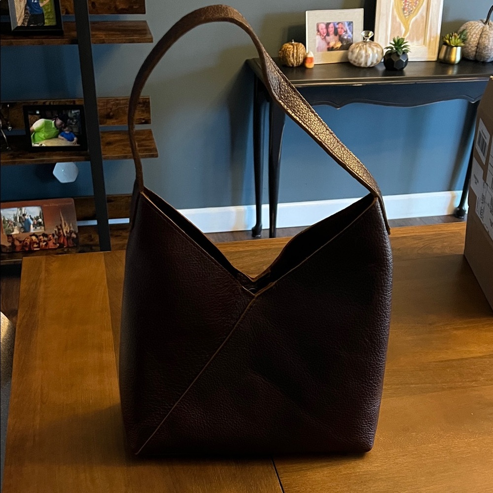 Portland Leather Naomi leather bag- large